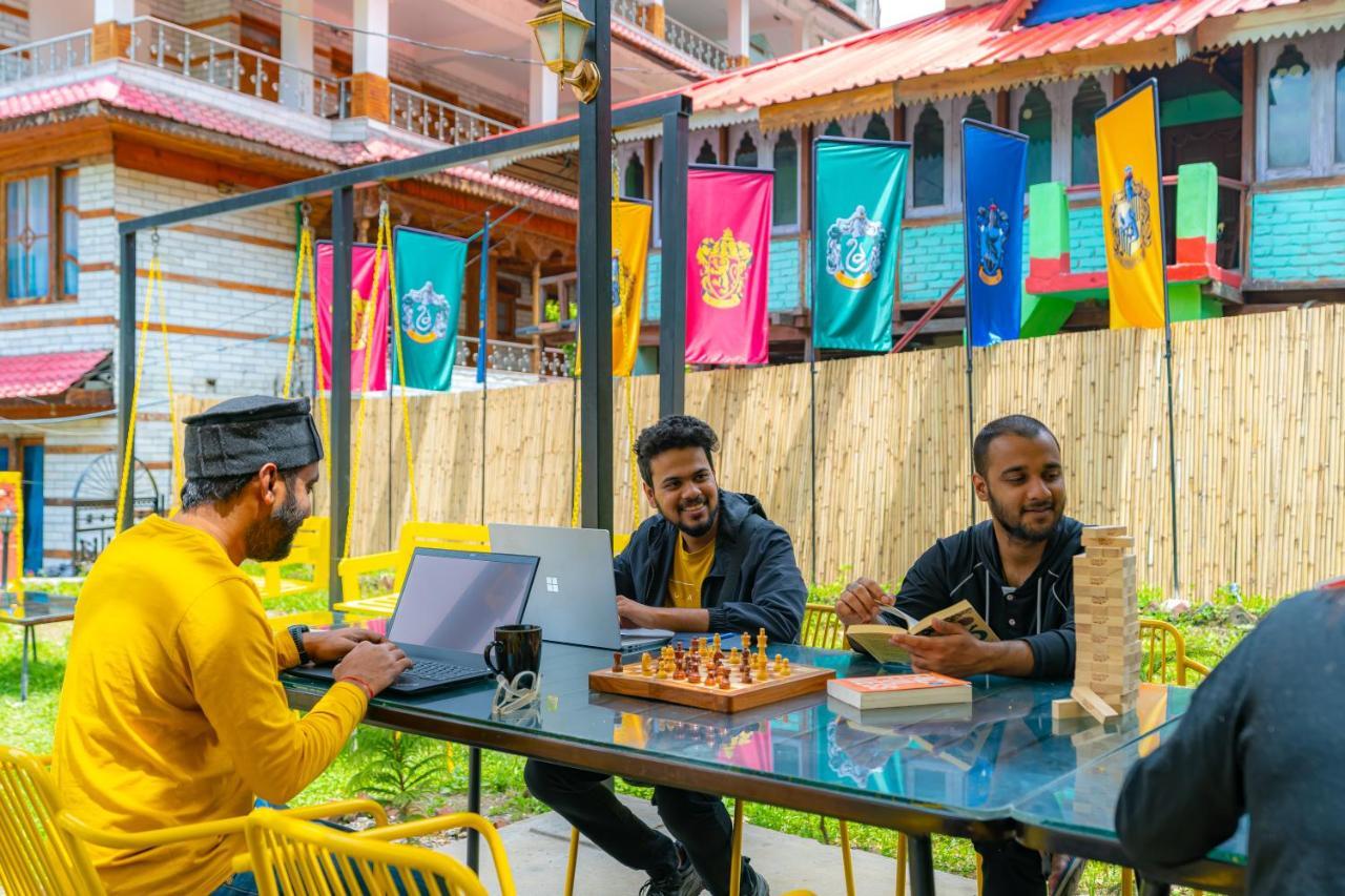 Whoopers Boutique Kasol Hostel Exterior photo