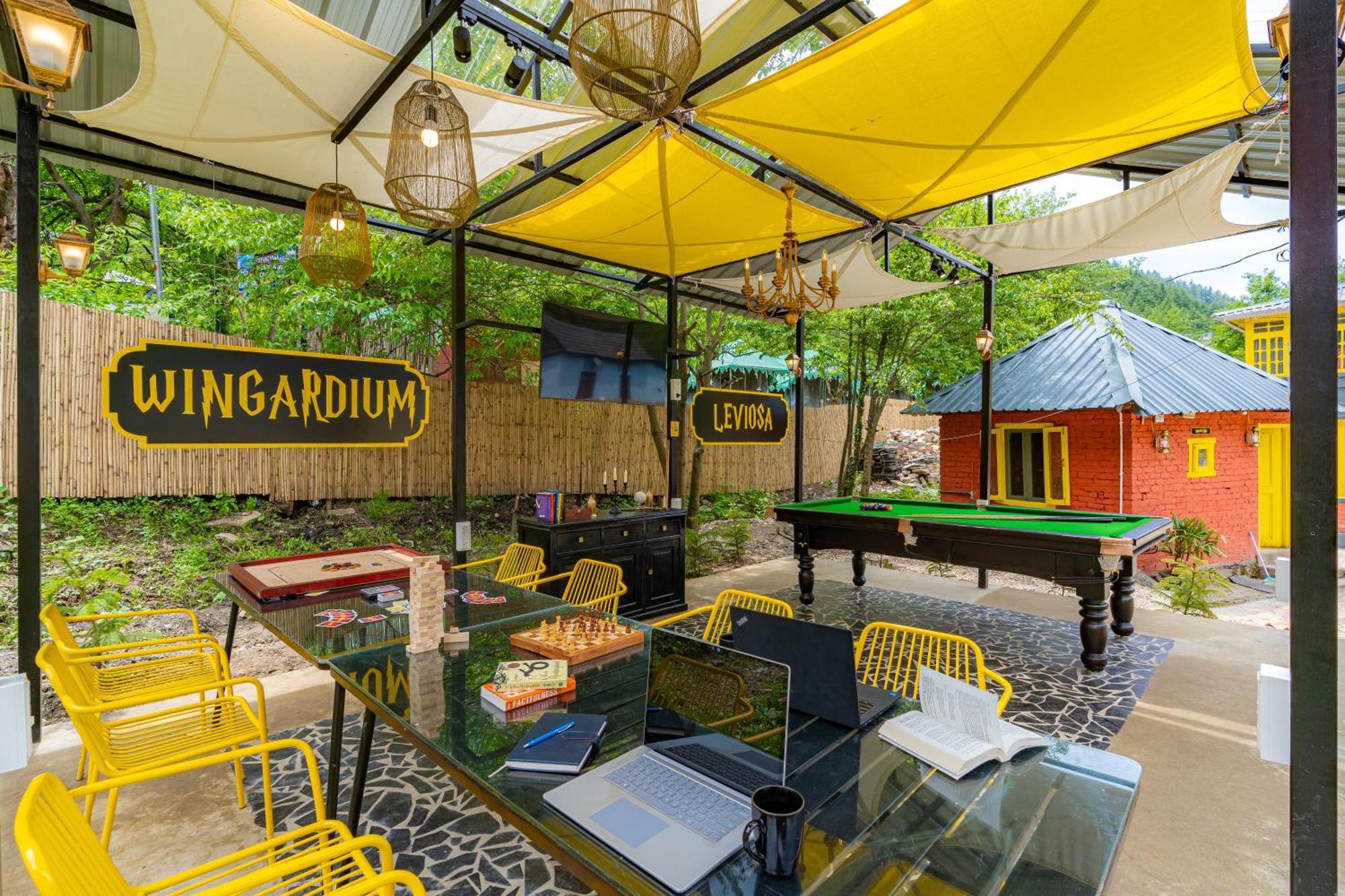 Whoopers Boutique Kasol Hostel Exterior photo