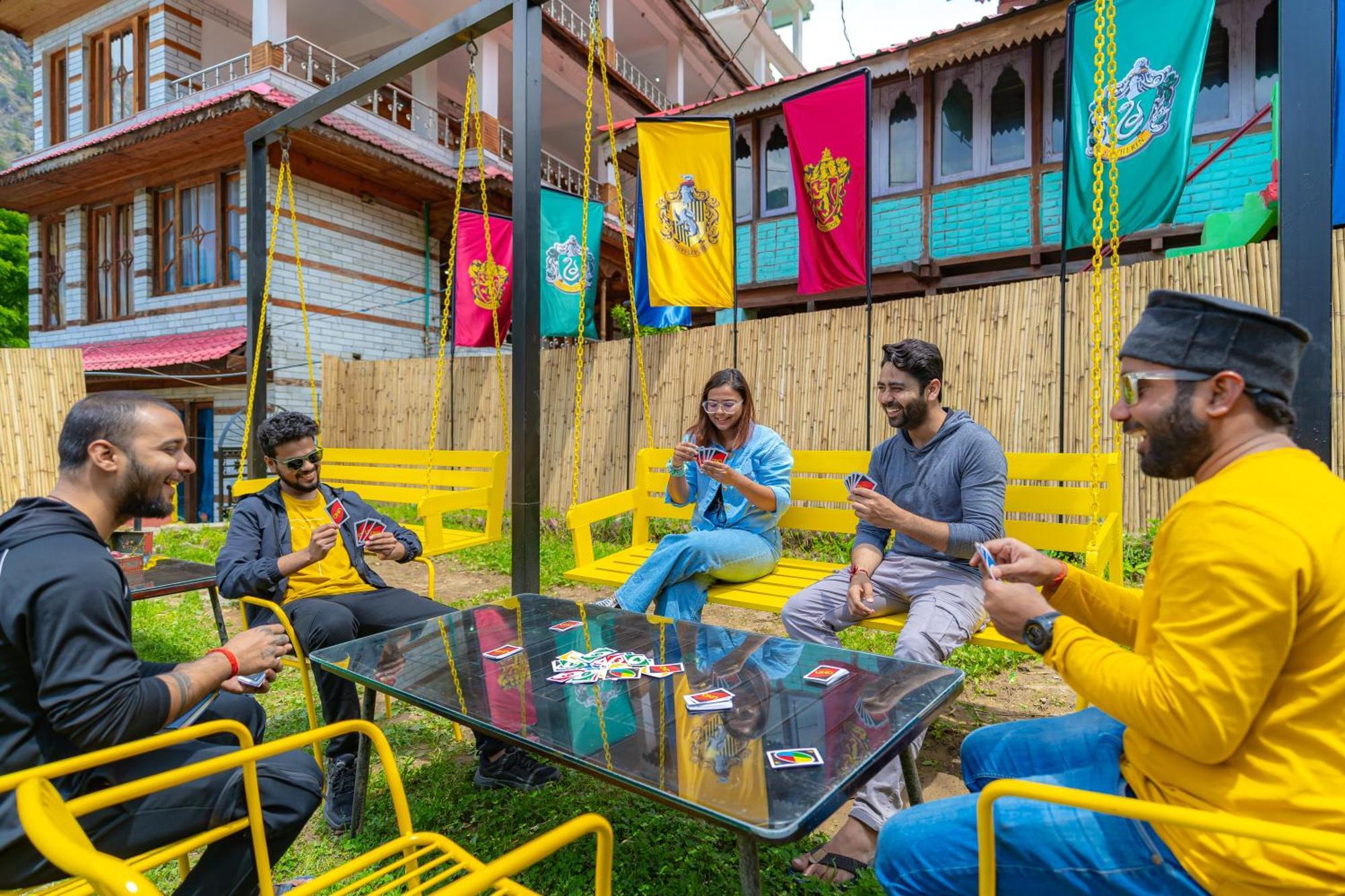 Whoopers Boutique Kasol Hostel Exterior photo