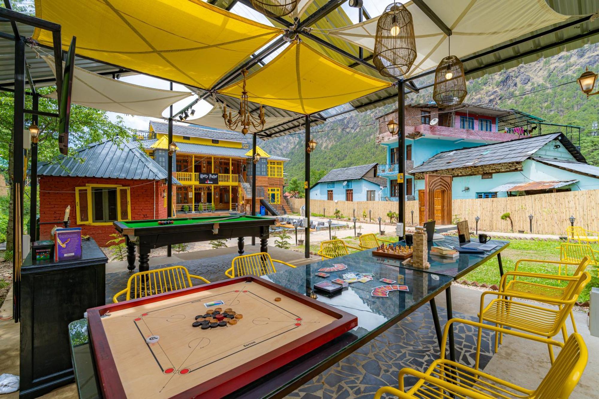Whoopers Boutique Kasol Hostel Exterior photo